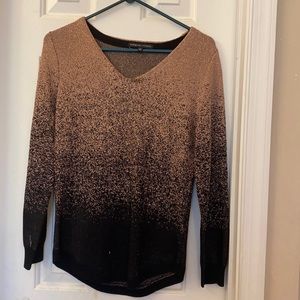 Beautiful Adrienne Vittadini small top in pink and black